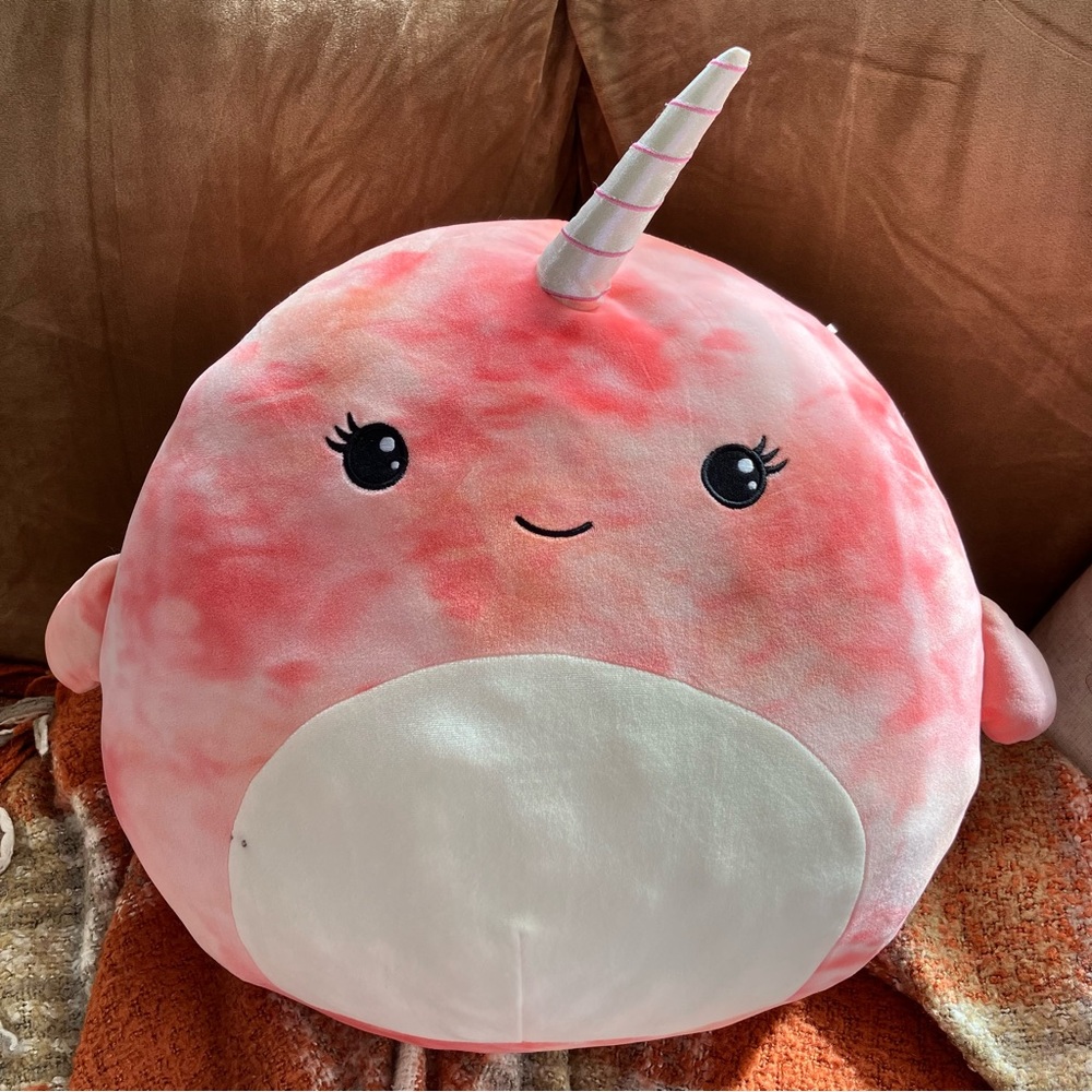 Amiah 16 inch squishmallow